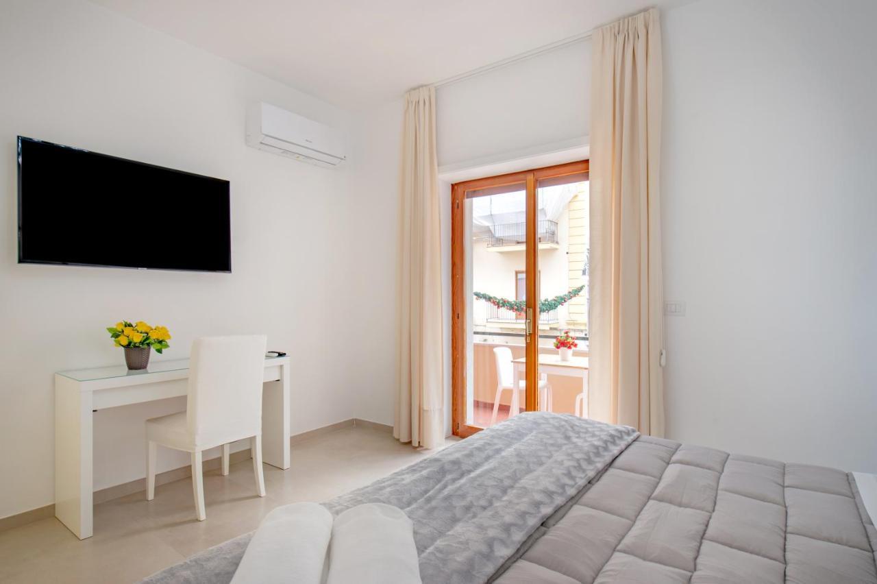 Lauro Charme B&B Di Rosanova Rosa Sorrento Eksteriør bilde
